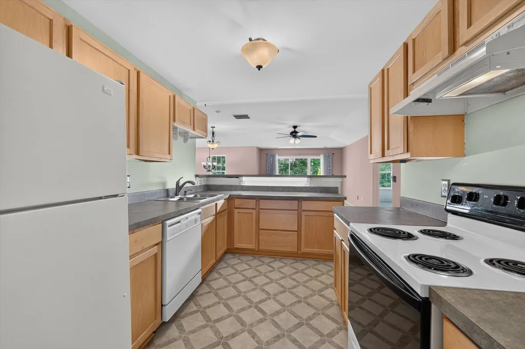 47881 Cardiff Avenue Canton Charter Township MI 48188