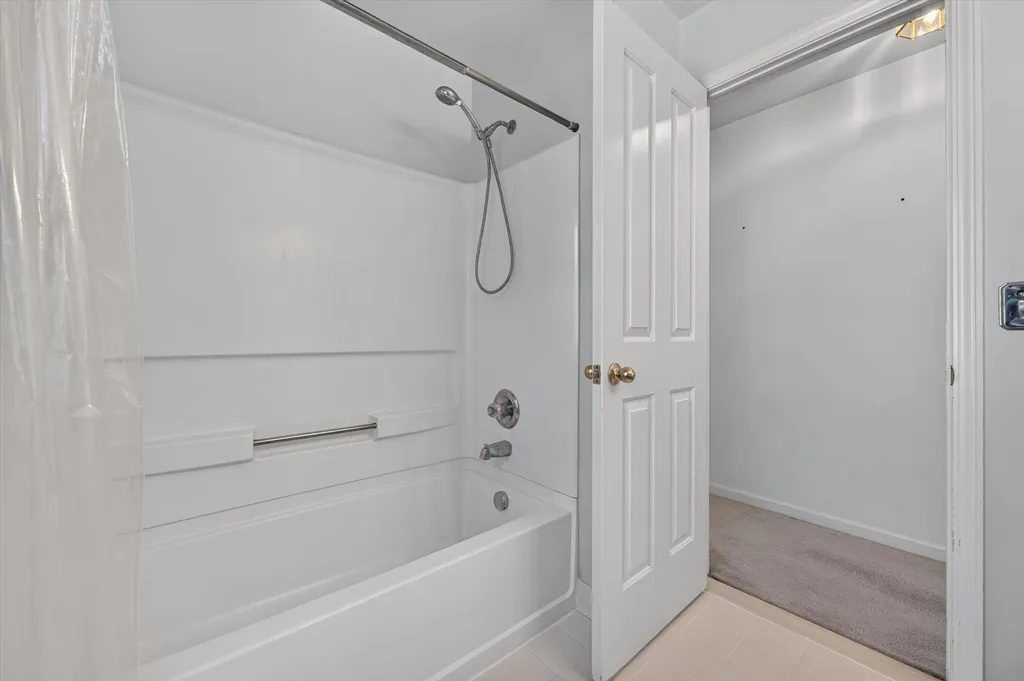47881 Cardiff Avenue Canton Charter Township MI 48188