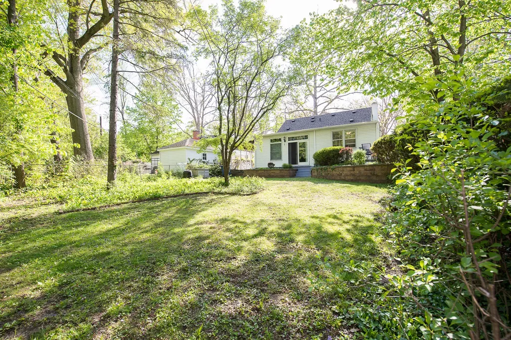 1211 Birk Avenue Ann Arbor City MI 48103