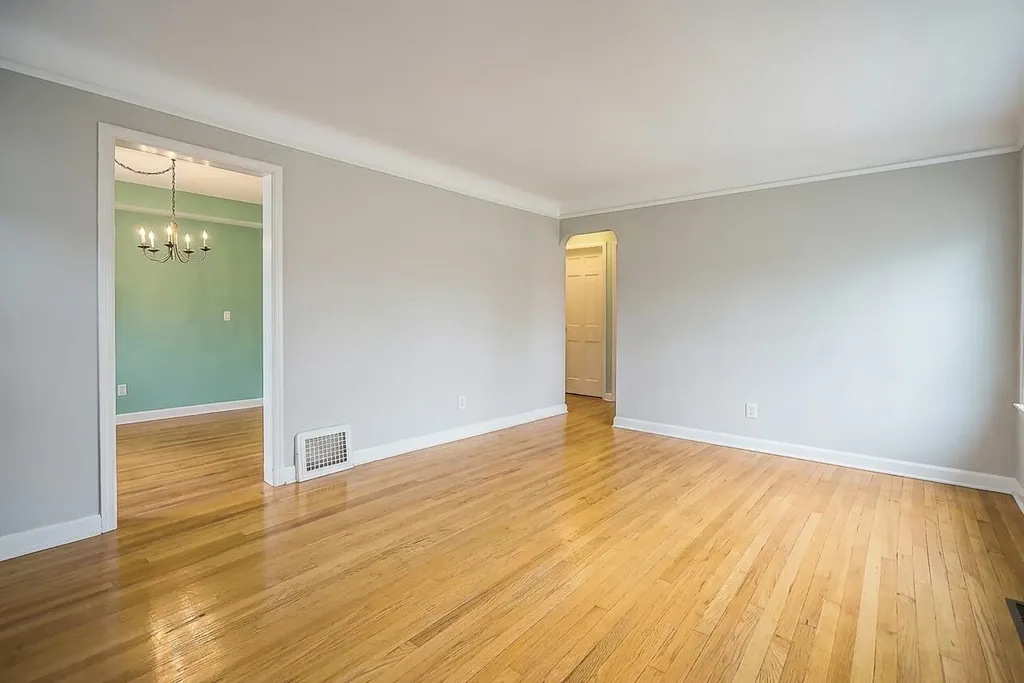 1211 Birk Avenue Ann Arbor City MI 48103