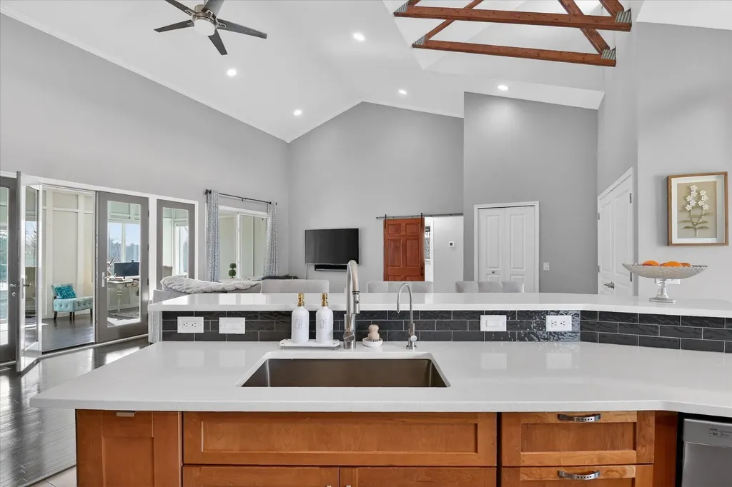 3909 Ann Arbor Saline Road Lodi Township MI 48103