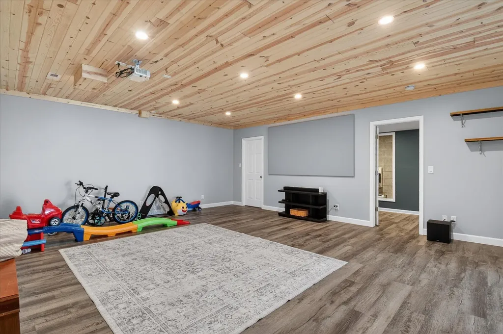 3909 Ann Arbor Saline Road Lodi Township MI 48103