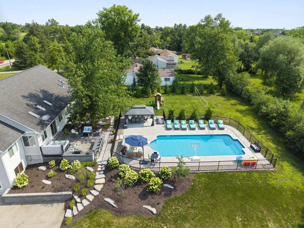 3909 Ann Arbor Saline Road Lodi Township MI 48103