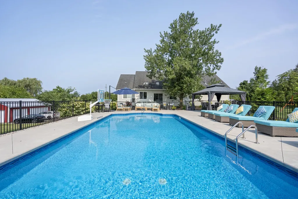 3909 Ann Arbor Saline Road Lodi Township MI 48103