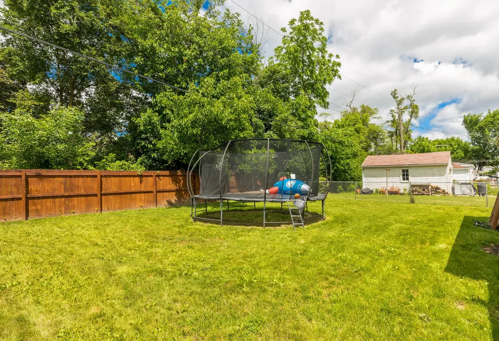 18903 Strathmoor Street Detroit City MI 48235