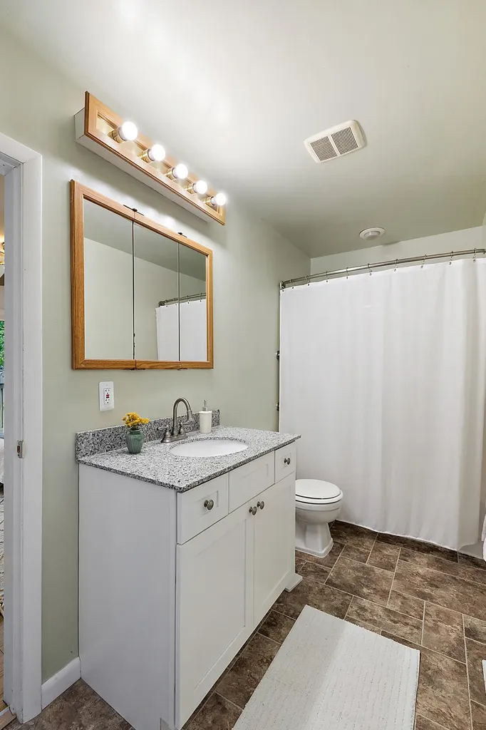 9904 Portage Lake Avenue Dexter Township MI 48169