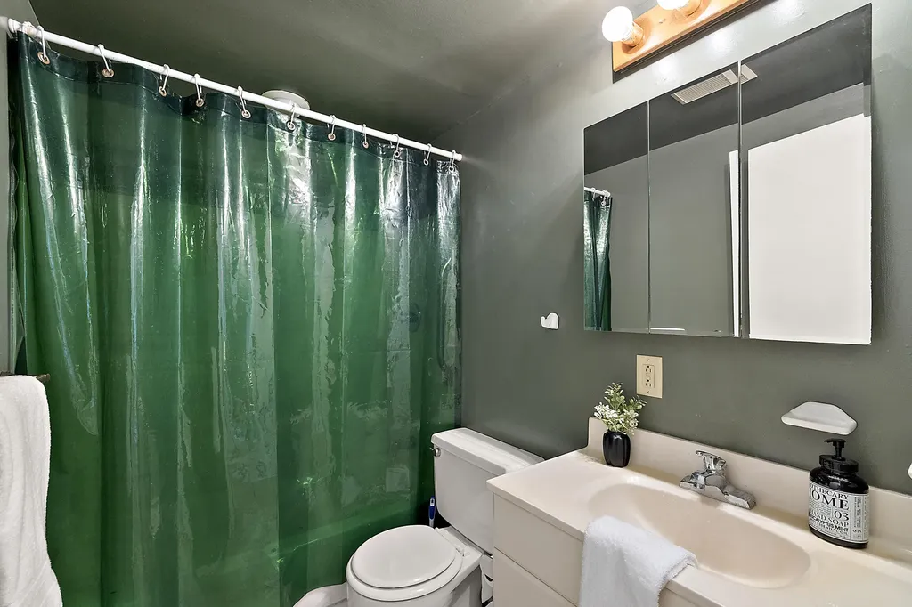 9904 Portage Lake Avenue Dexter Township MI 48169