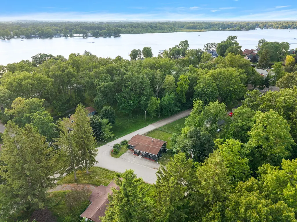 9904 Portage Lake Avenue Dexter Township MI 48169