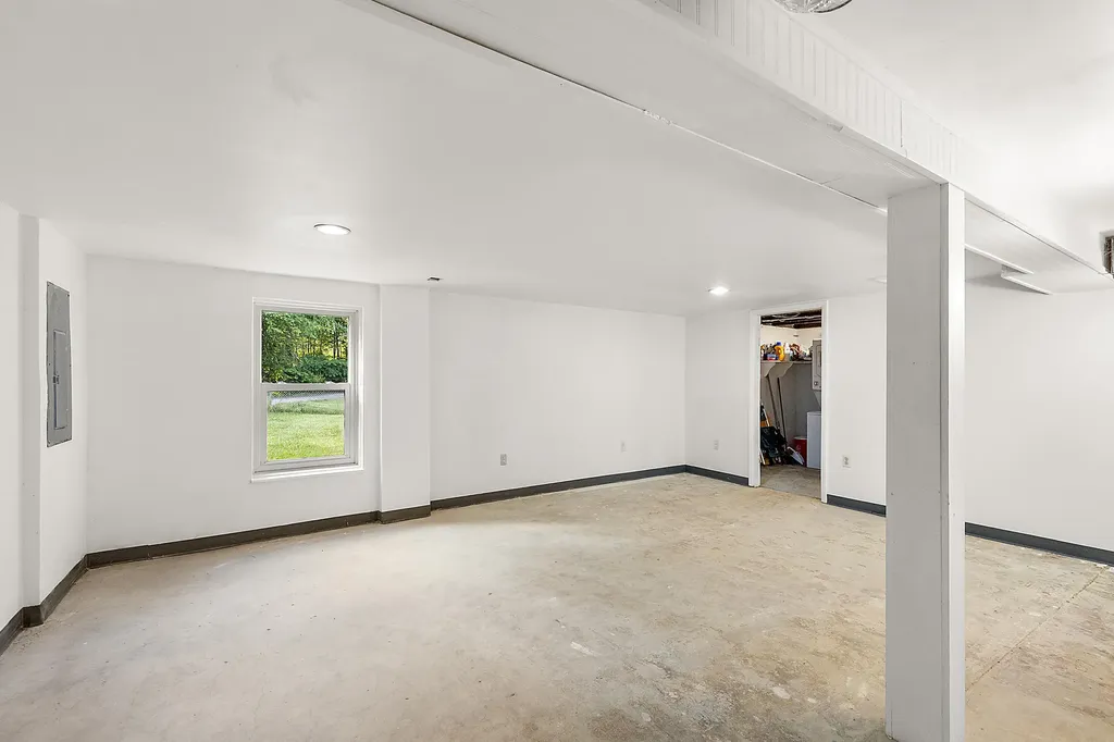 9904 Portage Lake Avenue Dexter Township MI 48169