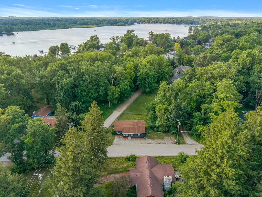 9904 Portage Lake Avenue Dexter Township MI 48169