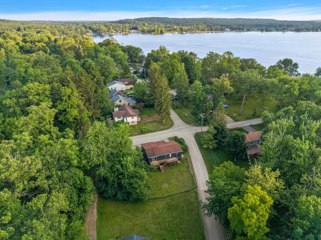 9904 Portage Lake Avenue Dexter Township MI 48169