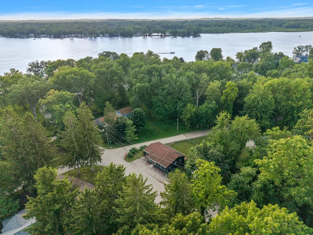 9904 Portage Lake Avenue Dexter Township MI 48169
