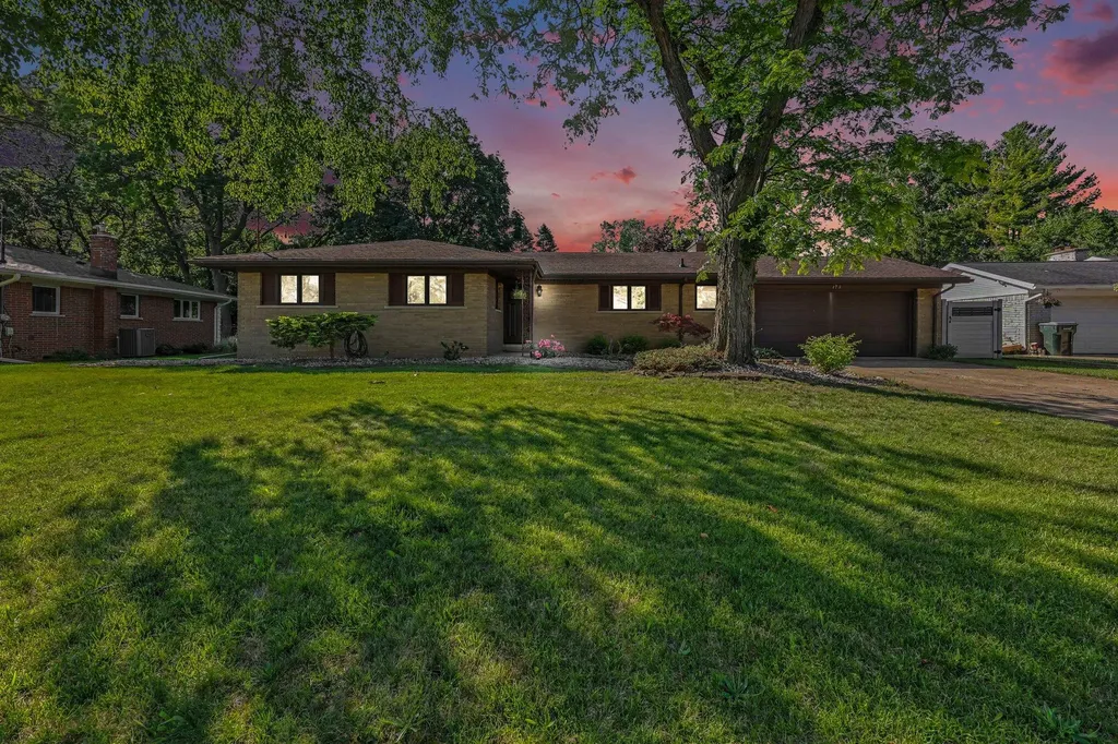 173 Mohawk Street Summit Township MI 49203