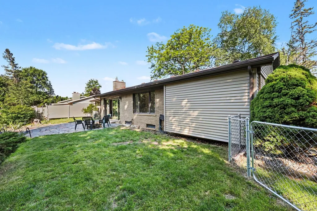173 Mohawk Street Summit Township MI 49203