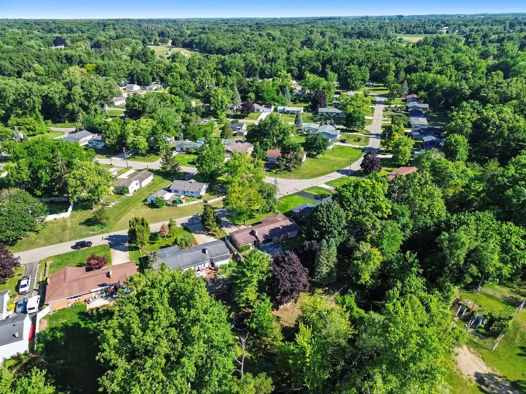 173 Mohawk Street Summit Township MI 49203