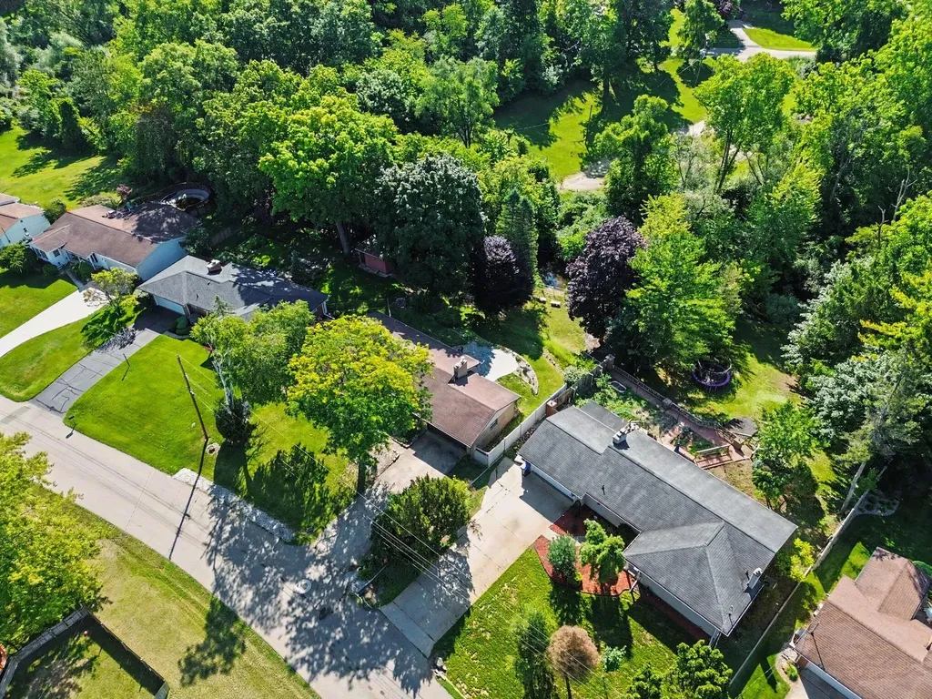 173 Mohawk Street Summit Township MI 49203