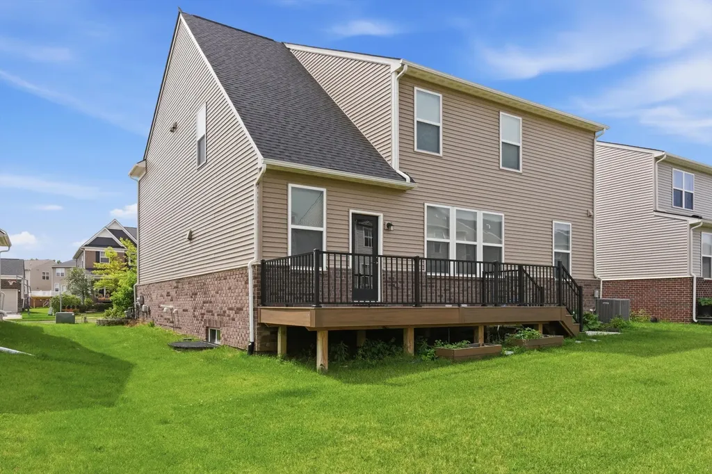 552 Wishing Tree Lane Pittsfield Charter Township MI 48108