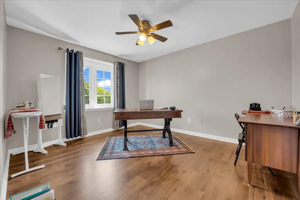 22253 Sheffield Court Farmington Hills City MI 48335