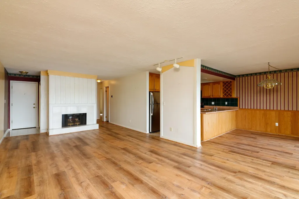 873 Cliffs Drive Ypsilanti Charter Township MI 48198