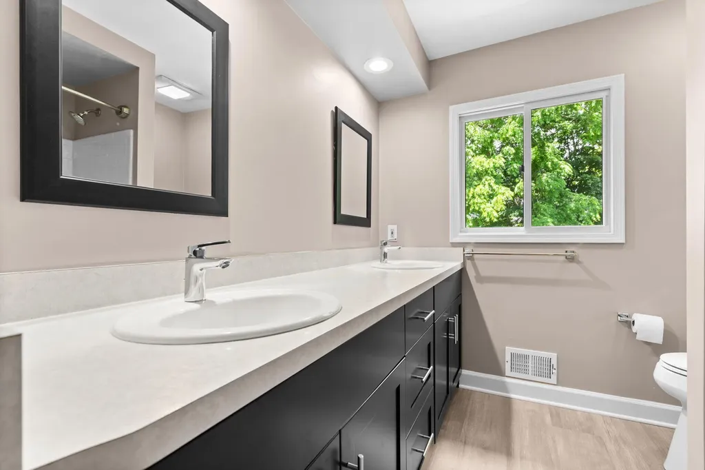 42806 Brookstone Drive Novi City MI 48377