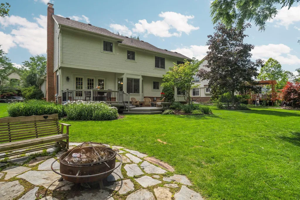 42806 Brookstone Drive Novi City MI 48377