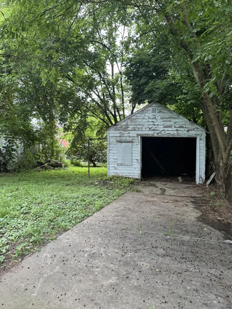 18965 Beland Street Detroit City MI 48234