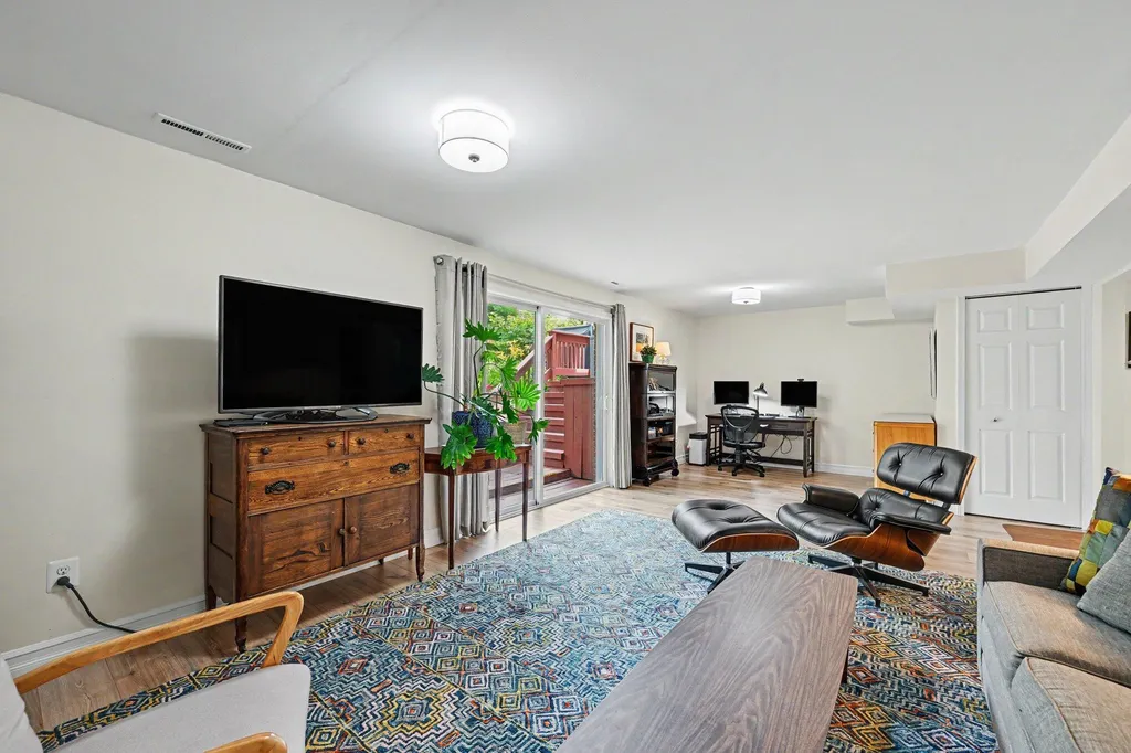 32450 Chesterbrook Street Farmington Hills City MI 48334