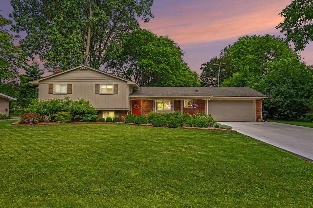 32450 Chesterbrook Street Farmington Hills City MI 48334