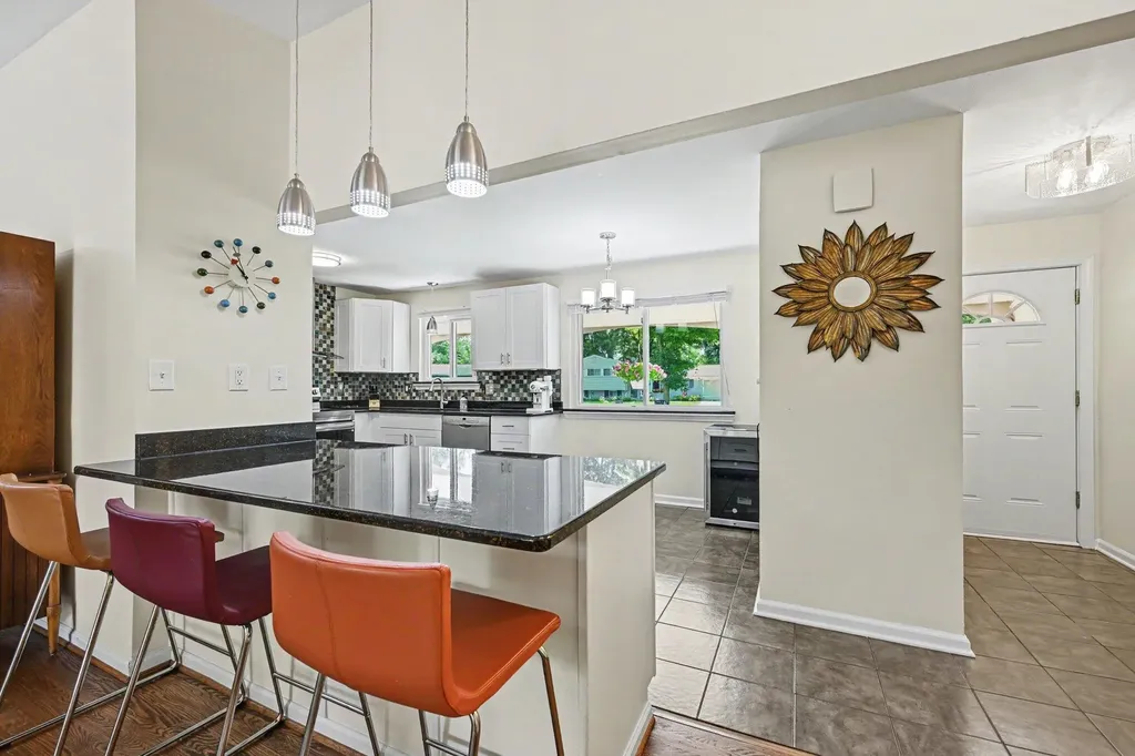 32450 Chesterbrook Street Farmington Hills City MI 48334