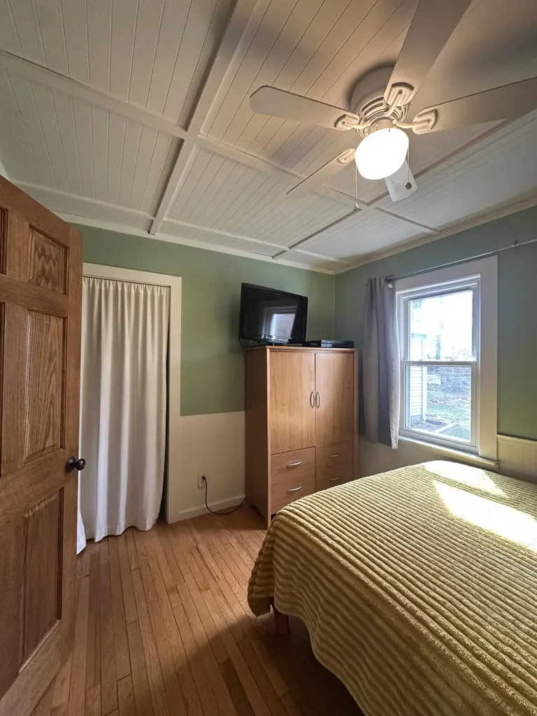 3945 Beach Terrace West Bloomfield Charter Township MI 48323