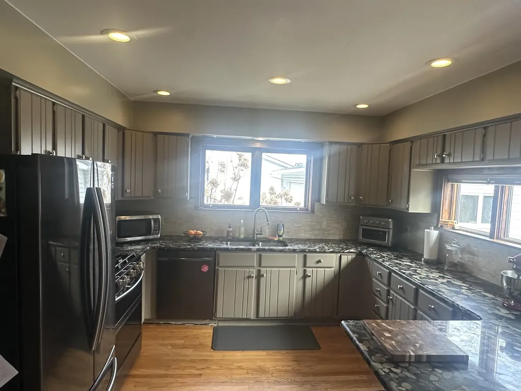 3945 Beach Terrace West Bloomfield Charter Township MI 48323