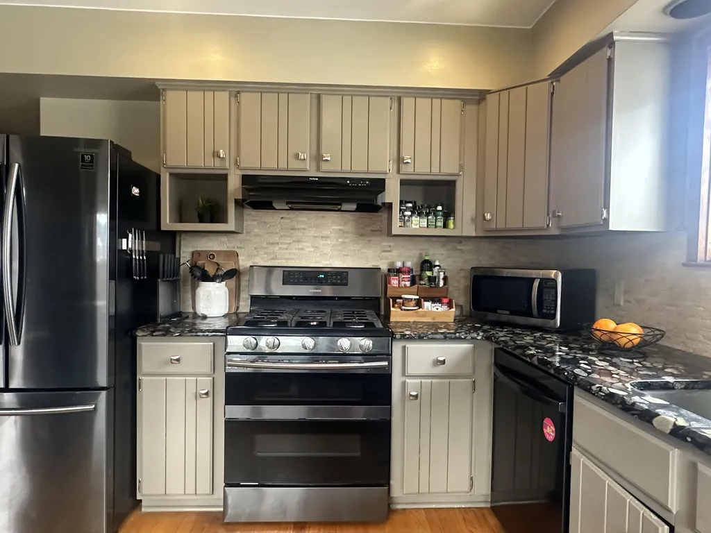 3945 Beach Terrace West Bloomfield Charter Township MI 48323
