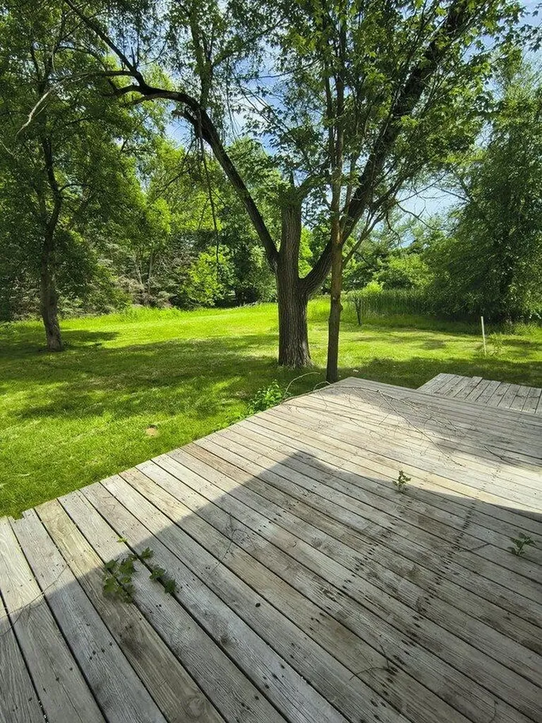 6277 Corunna Road Flint Charter Township MI 48532