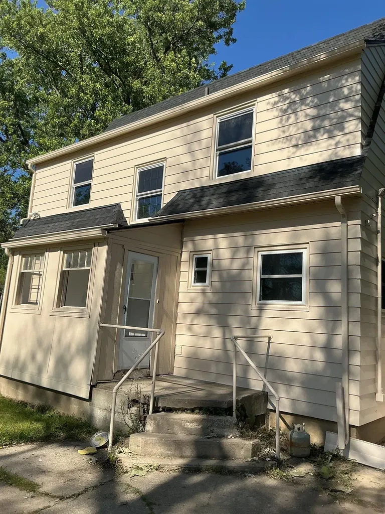 6277 Corunna Road Flint Charter Township MI 48532