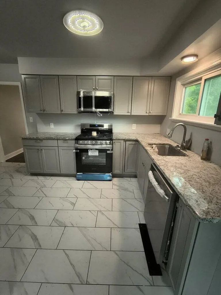 6277 Corunna Road Flint Charter Township MI 48532