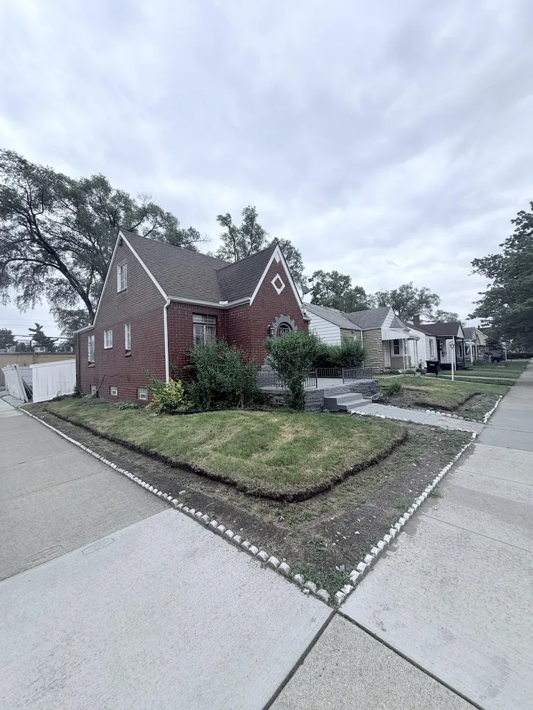 15786 Tracey Street Detroit City MI 48227