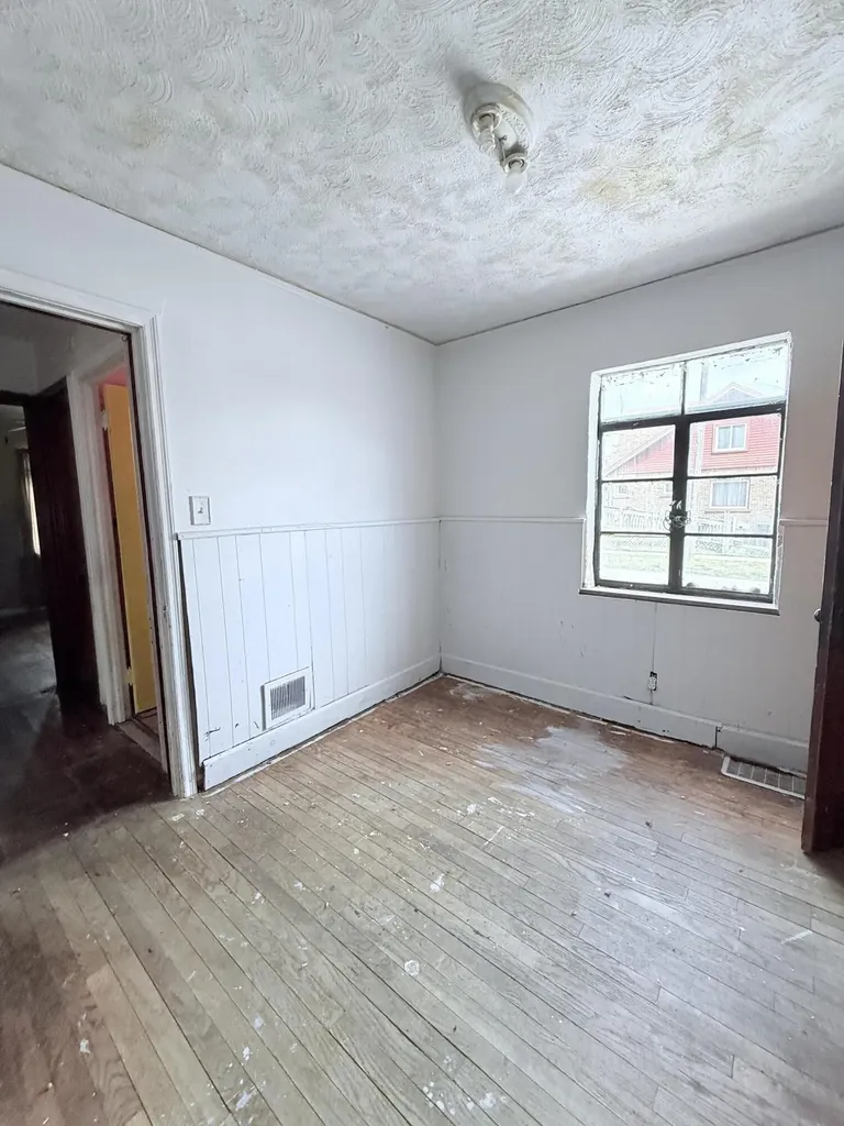 15786 Tracey Street Detroit City MI 48227