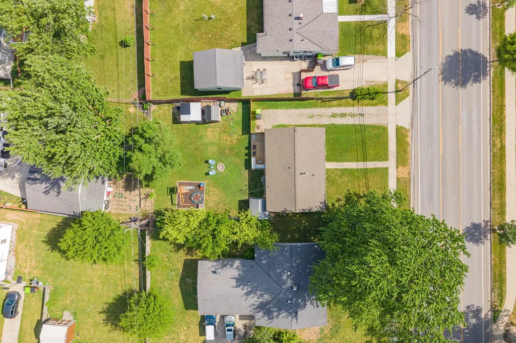 1127 Division Street Adrian City MI 49221
