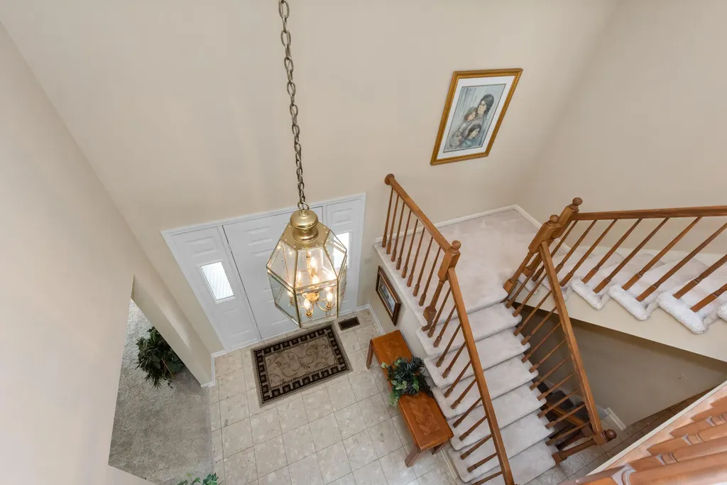 37120 Turnburry Drive Livonia City MI 48152