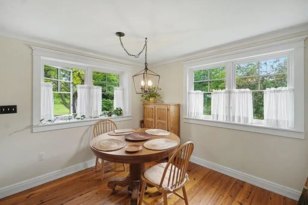 48 S Sashabaw Road Brandon Charter Township MI 48462