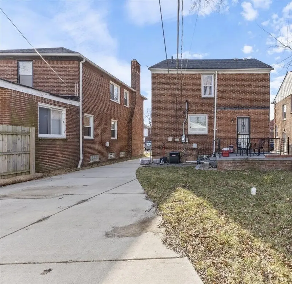 18446 Hartwell Street Detroit City MI 48235