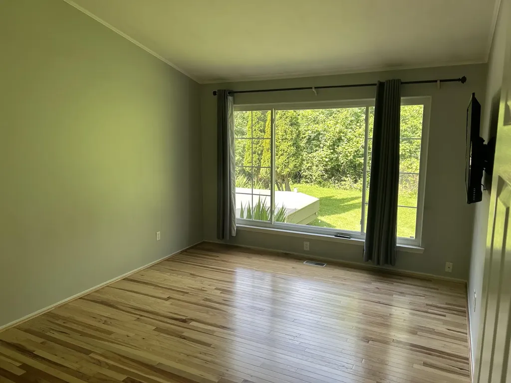 211 Whitney Drive Rochester Hills City MI 48307