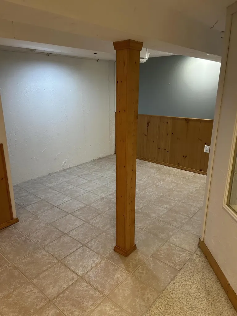 211 Whitney Drive Rochester Hills City MI 48307