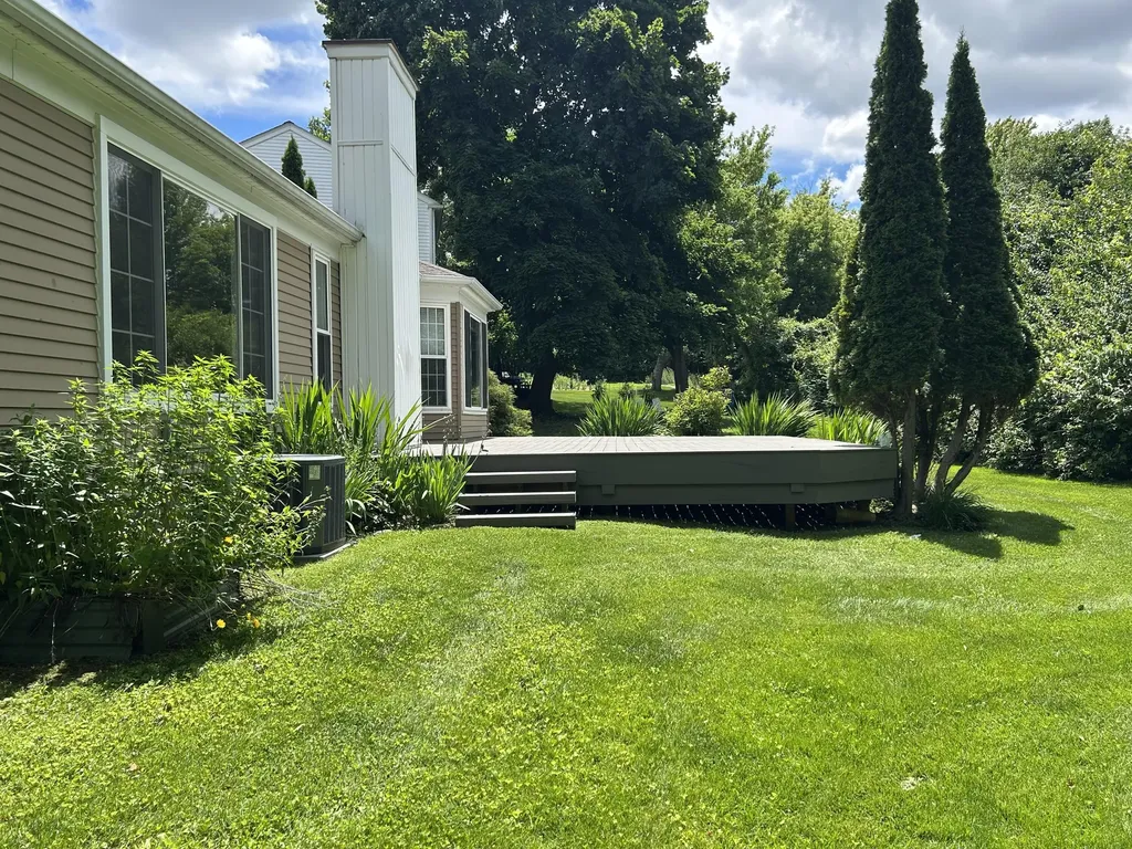 211 Whitney Drive Rochester Hills City MI 48307
