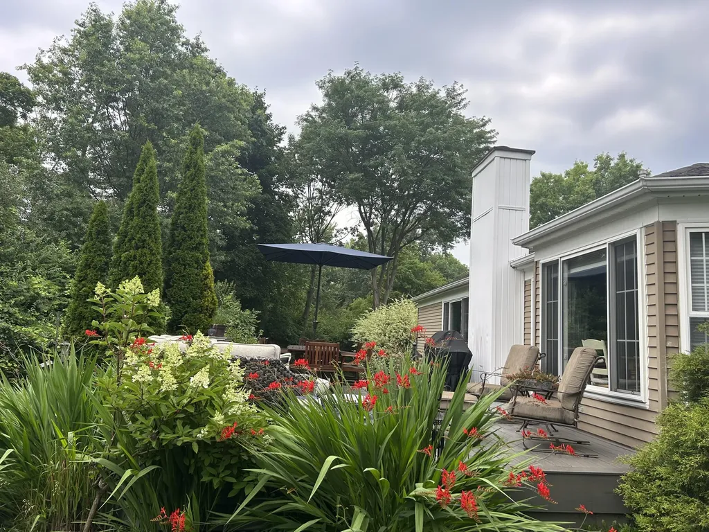 211 Whitney Drive Rochester Hills City MI 48307