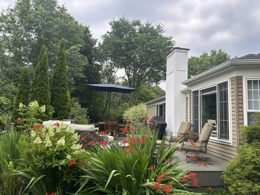 211 Whitney Drive Rochester Hills City MI 48307