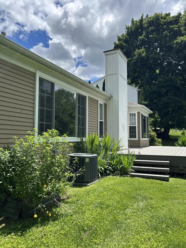 211 Whitney Drive Rochester Hills City MI 48307