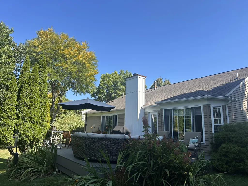 211 Whitney Drive Rochester Hills City MI 48307