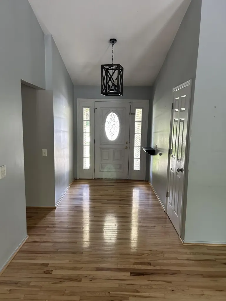 211 Whitney Drive Rochester Hills City MI 48307