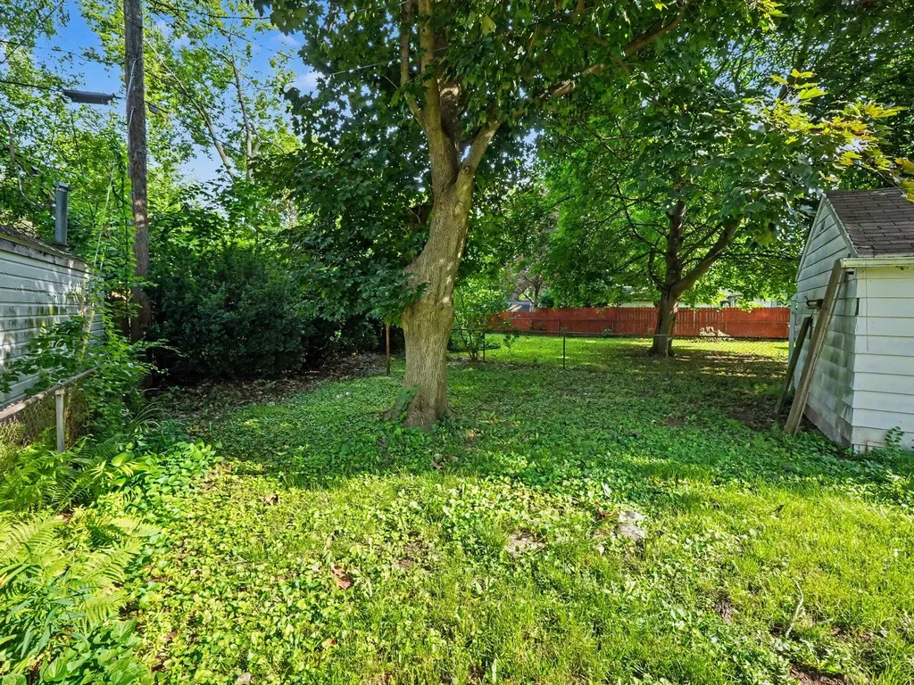 533 Hunt Place Ypsilanti Charter Township MI 48198